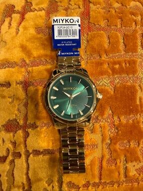 MIYKON Men's Gold Stainless Steel Quartz Watch - Water-Resistant, Green Dial